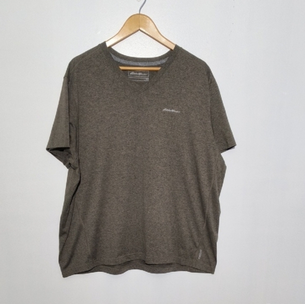 🔥 Eddie Bauer Olive V-Neck T-Shirt 2XL